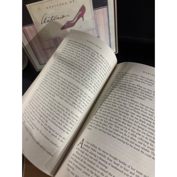 "Warlock" Hardcover Book By Wilbur Smith First U S Edition 2001 Vintage - Picture 13 of 16